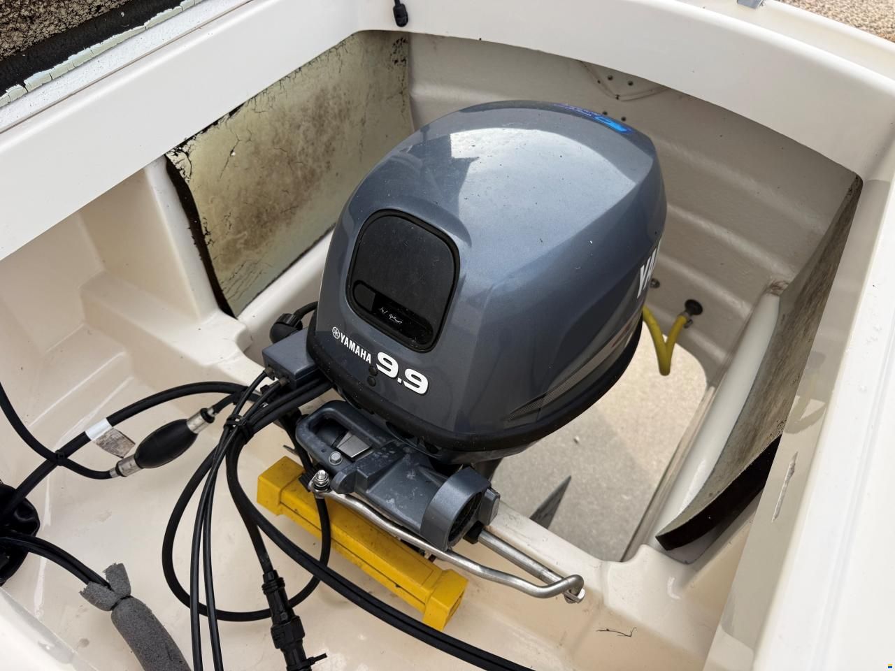 Crescent Allure 21