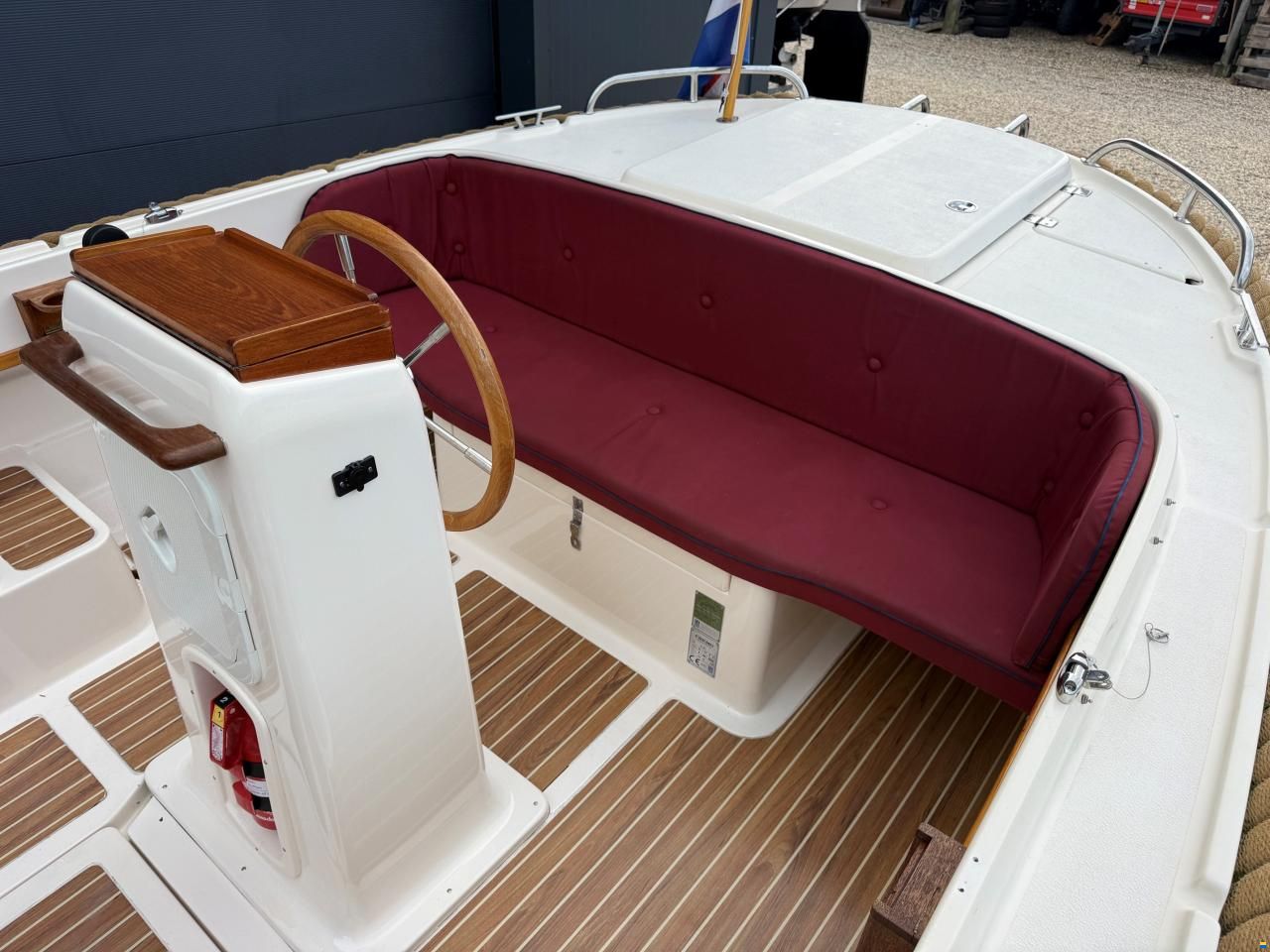 Crescent Allure 21