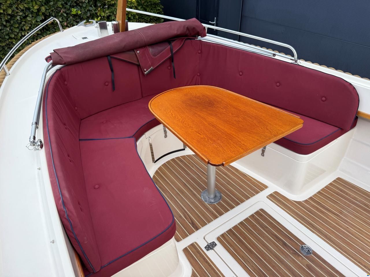 Crescent Allure 21