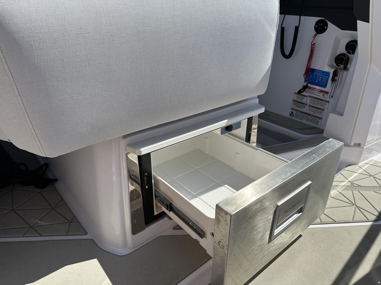 Axopar 38 Sun Top