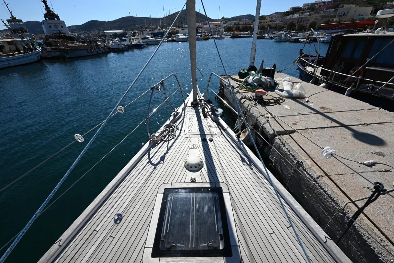 Hallberg-Rassy 44