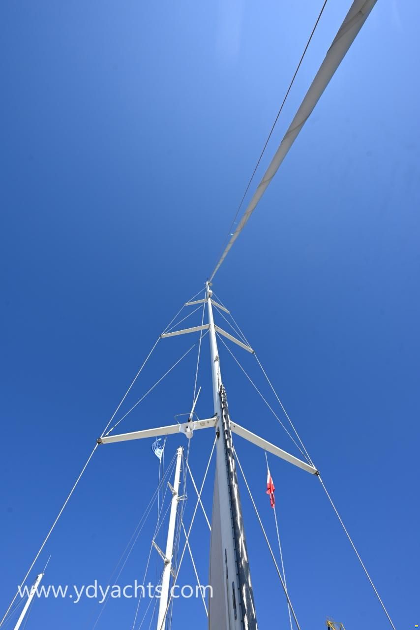 Hallberg-Rassy 44