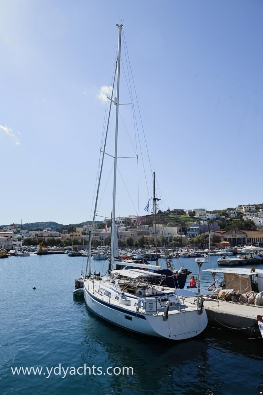 Hallberg-Rassy 44