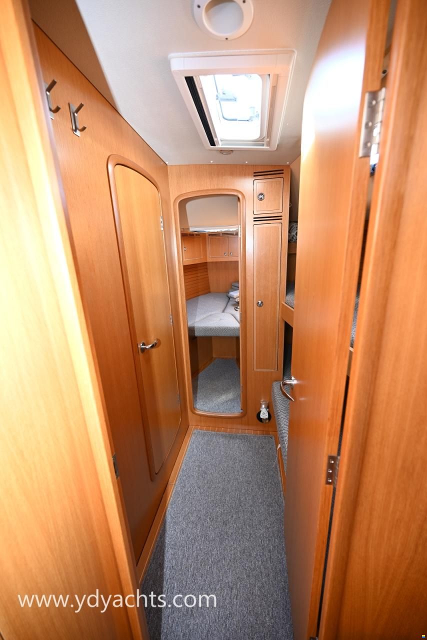 Hallberg-Rassy 44
