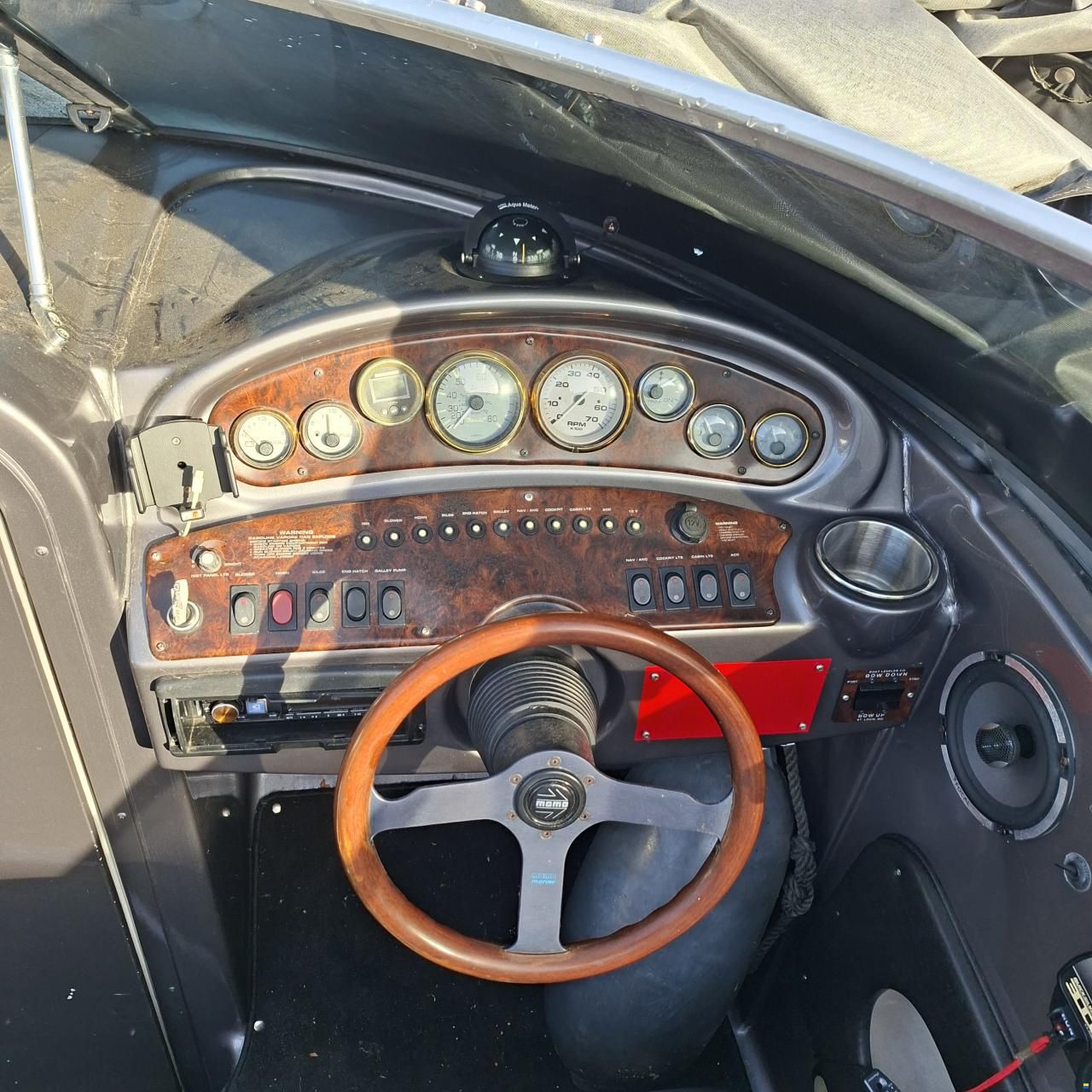 Rinker Captiva CC 272