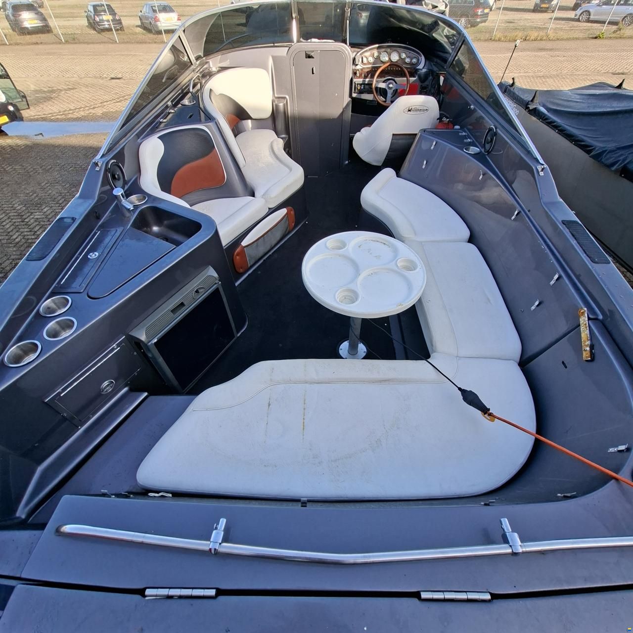 Rinker Captiva CC 272