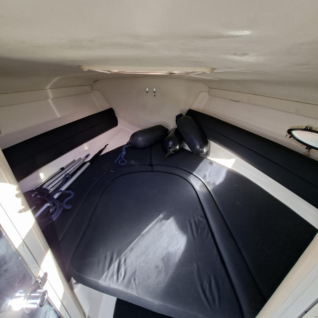 Rinker Captiva CC 272