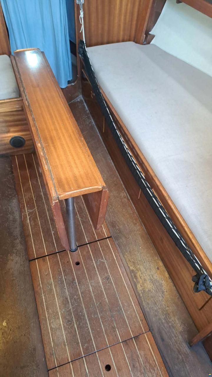 Bianca Commander 31