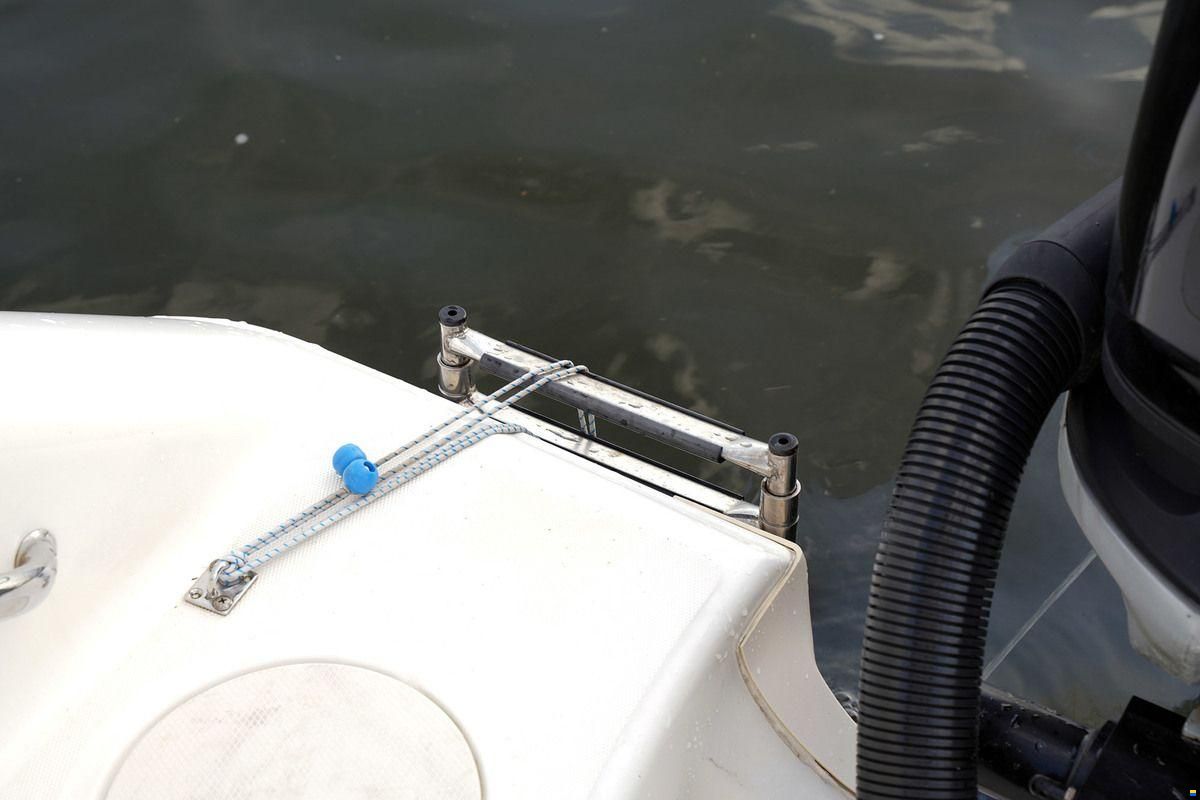 Boston Whaler 270 Outrage