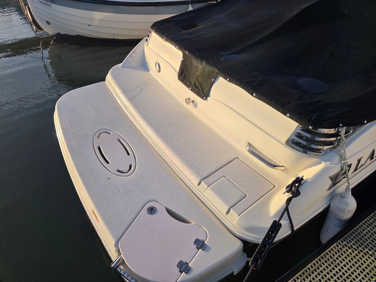 Larson 220 Cabrio Cuddy