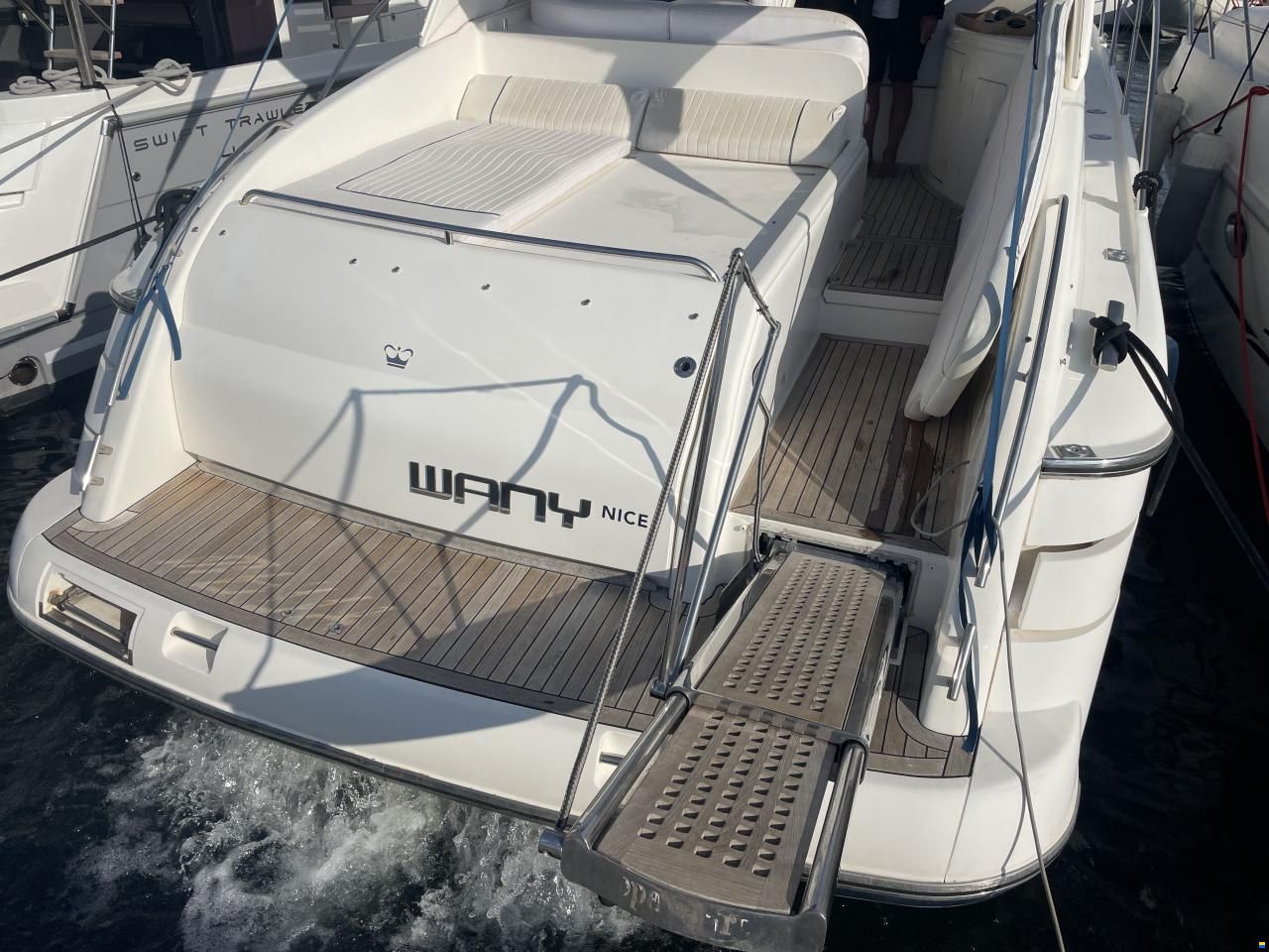 Princess V42