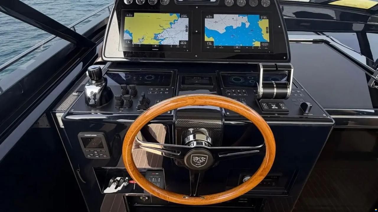 Cantieri Navali del Mediterraneo Contine
