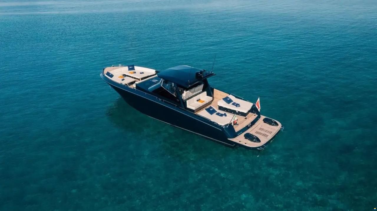 Cantieri Navali del Mediterraneo Contine