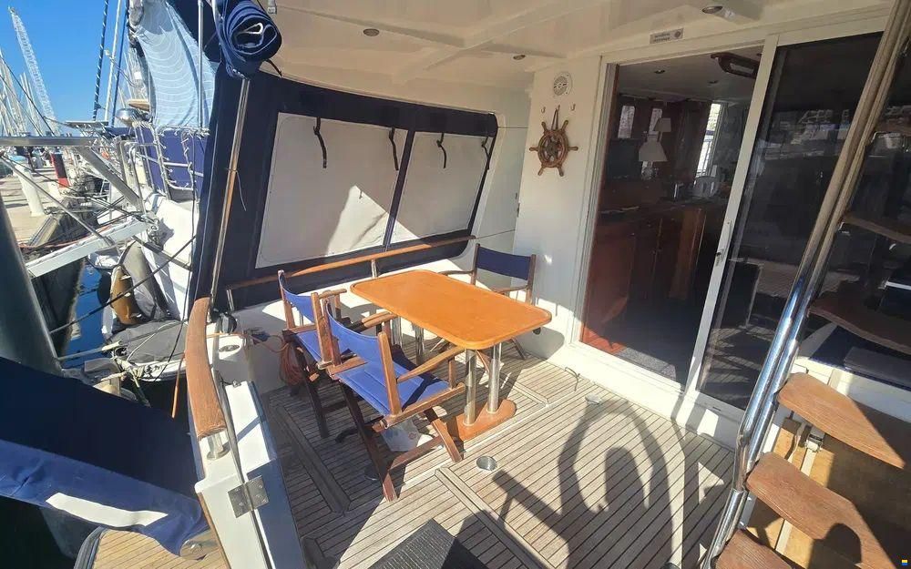 Beneteau Swift Trawler 42