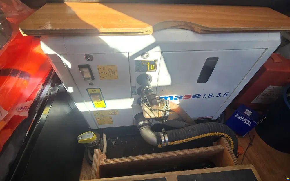 Beneteau Swift Trawler 42