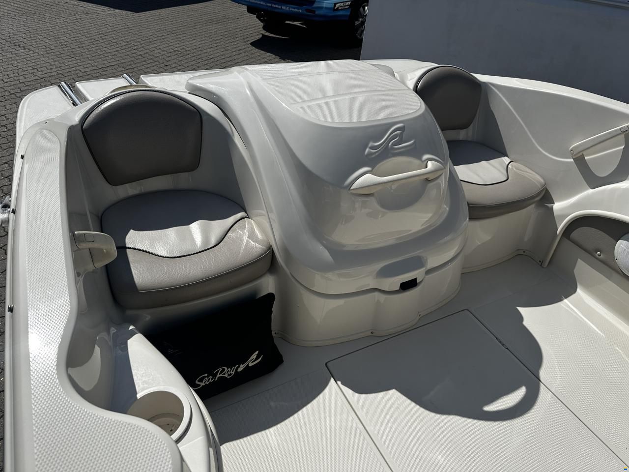 Sea Ray 176 BR, MerCruiser 3.0