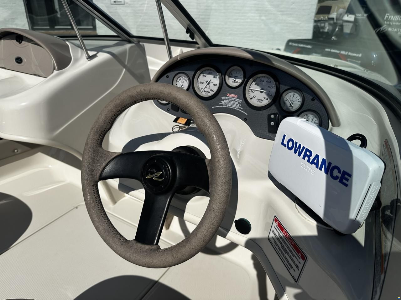 Sea Ray 176 BR, MerCruiser 3.0