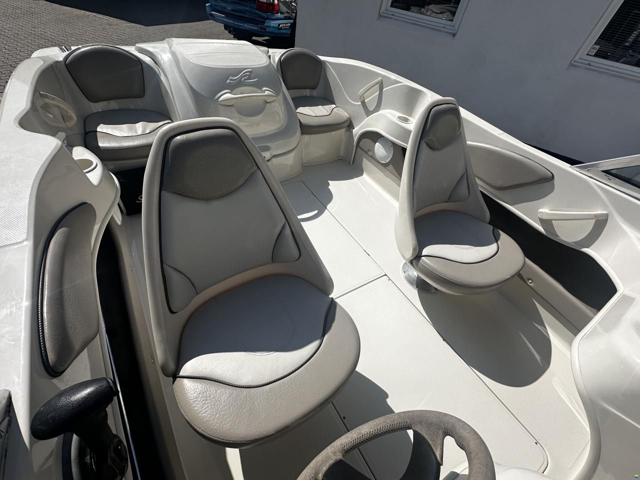 Sea Ray 176 BR, MerCruiser 3.0
