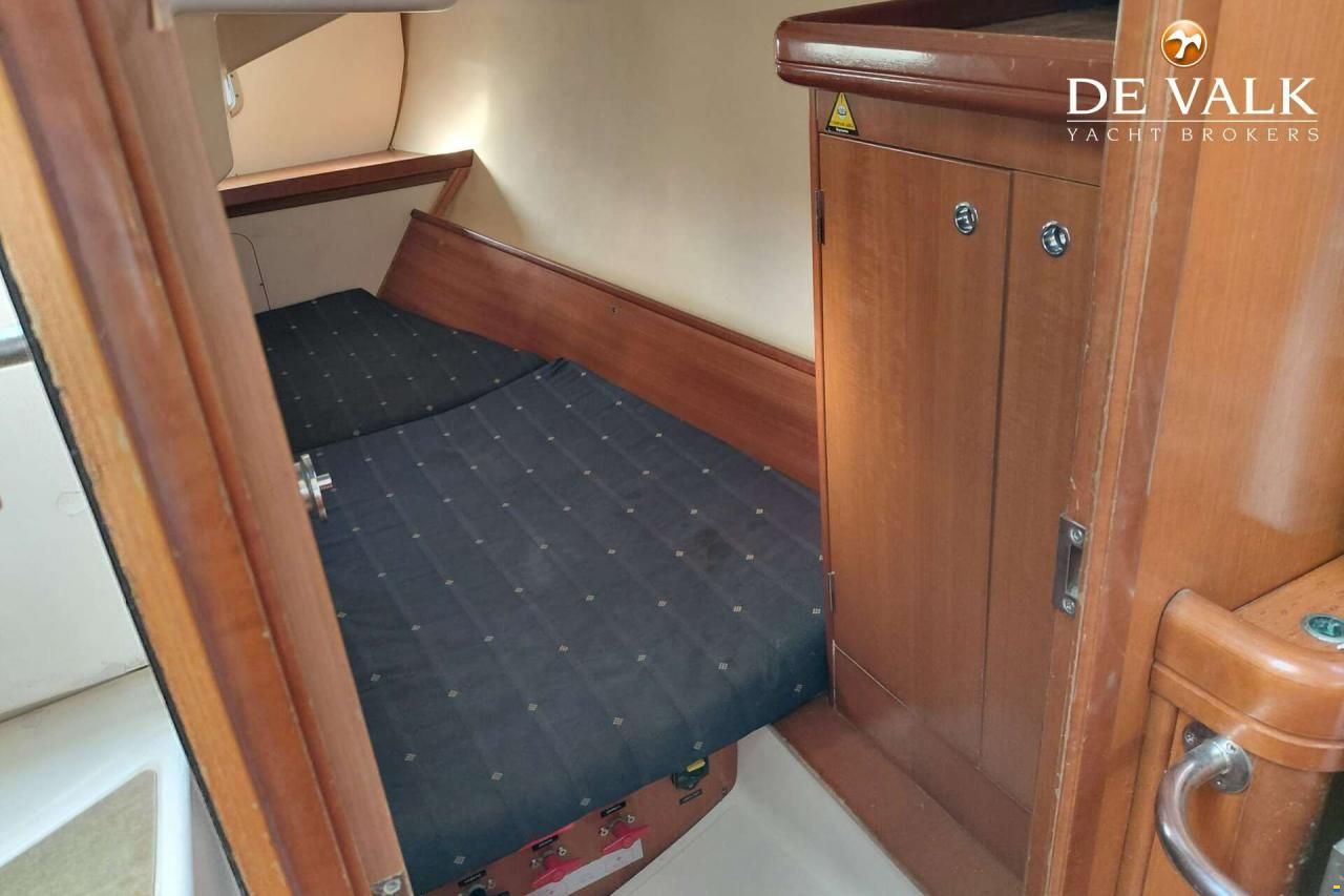 Beneteau Oceanis 323