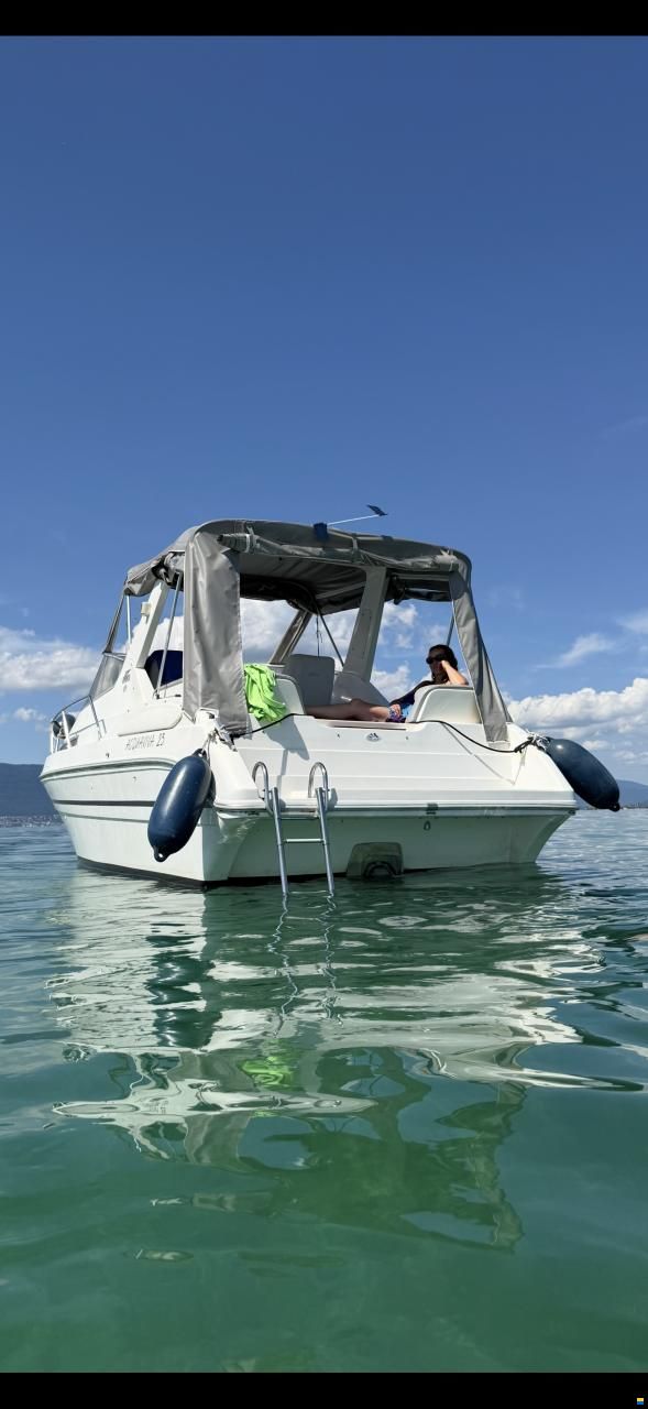 Acquaviva Bateau moteur aquaviva