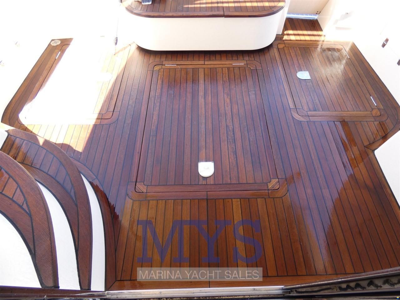 Cayman Yachts 42 FLY