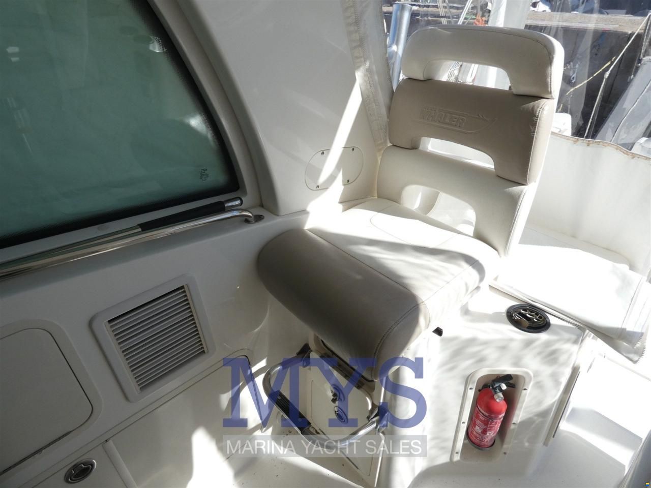 Boston Whaler 345 CONQUEST