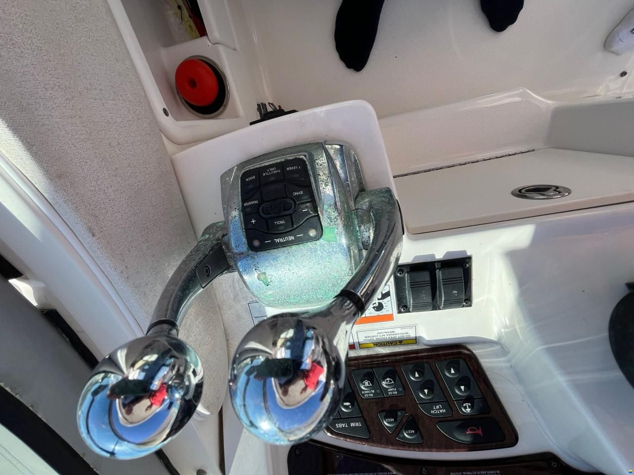 Sea Ray 335 DA