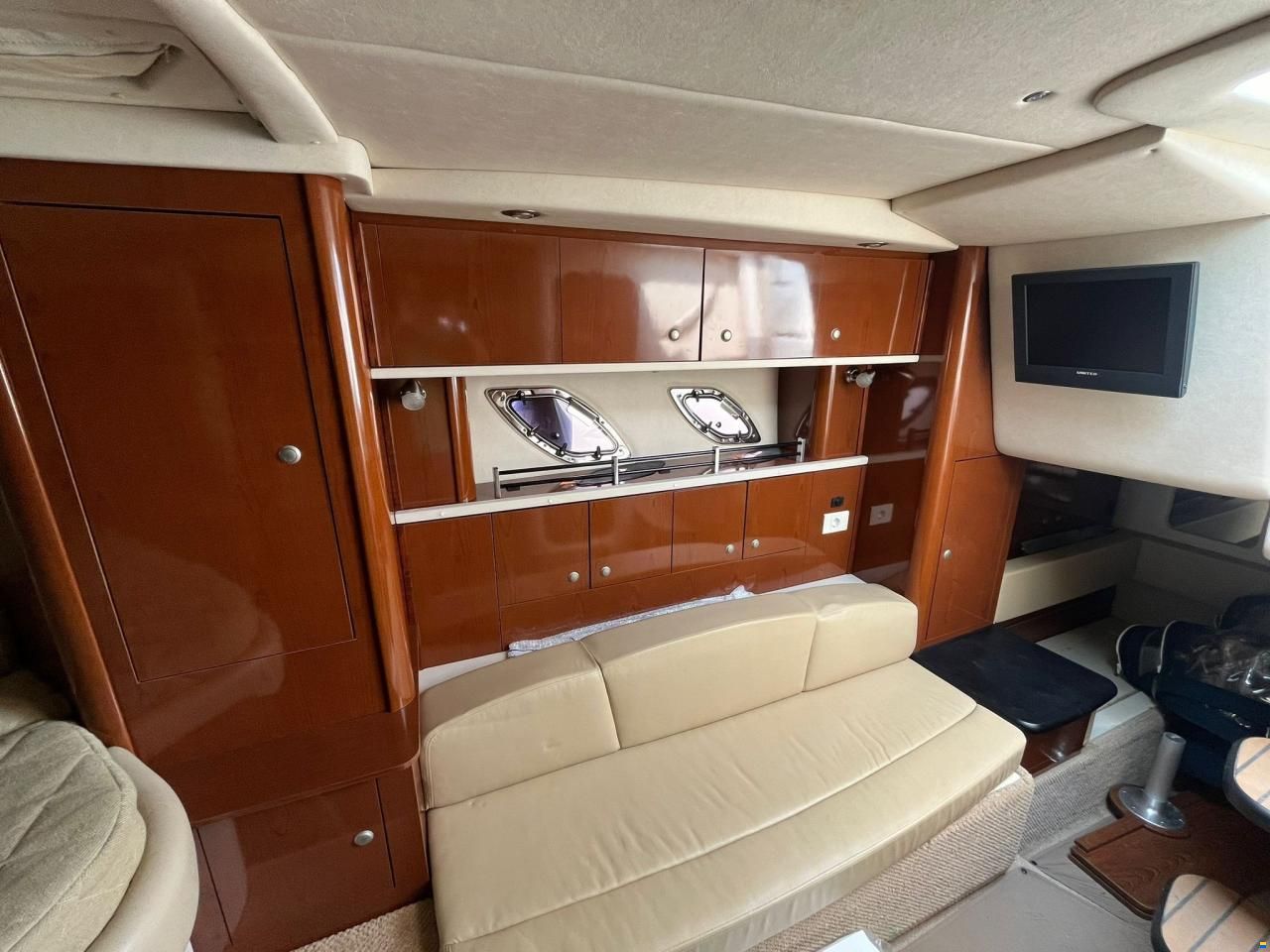 Sea Ray 335 DA