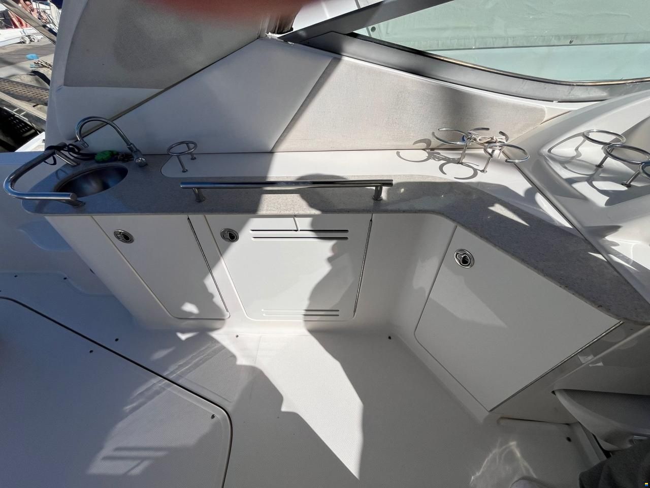 Sea Ray 335 DA