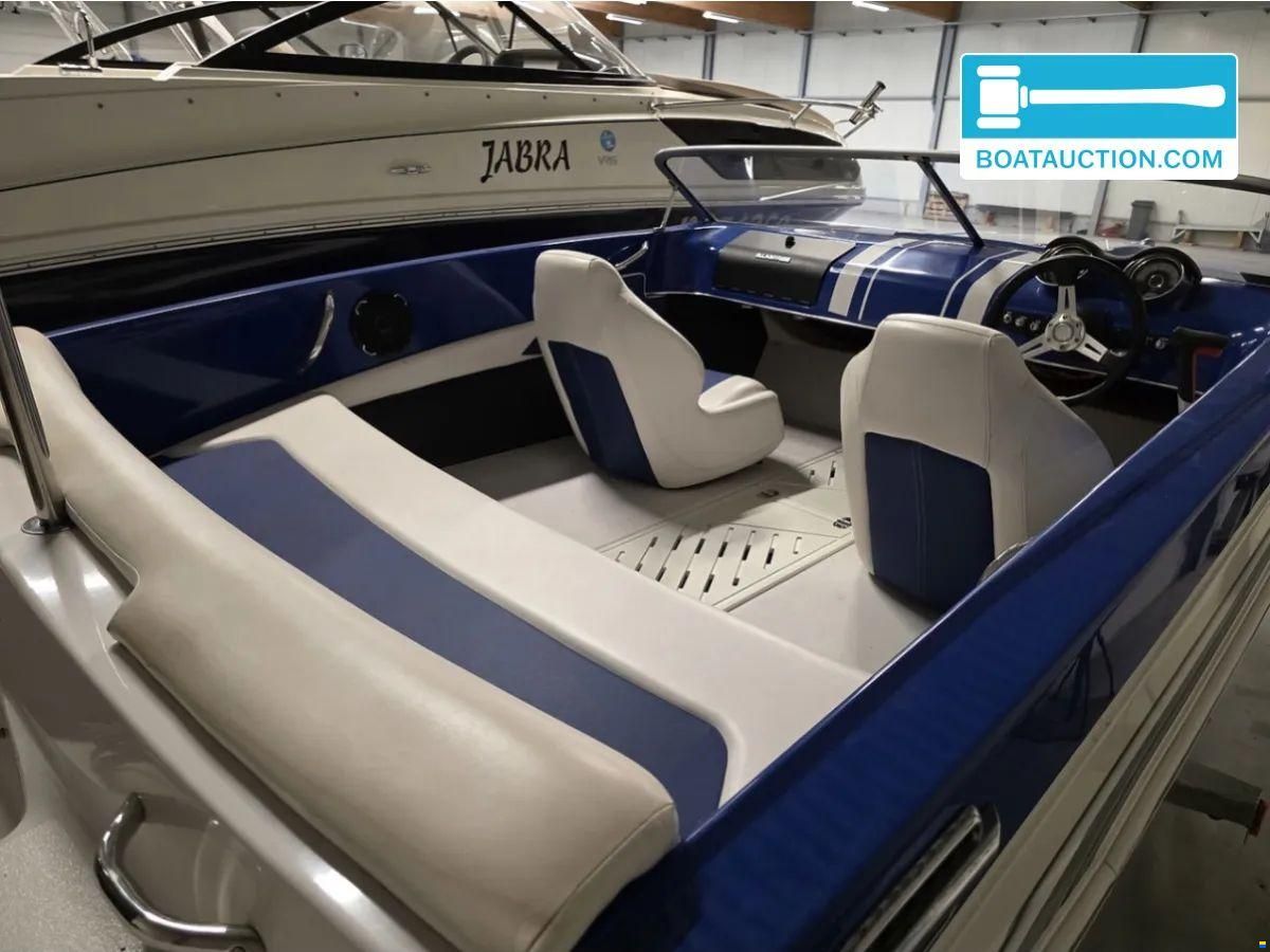 Glastron GT160