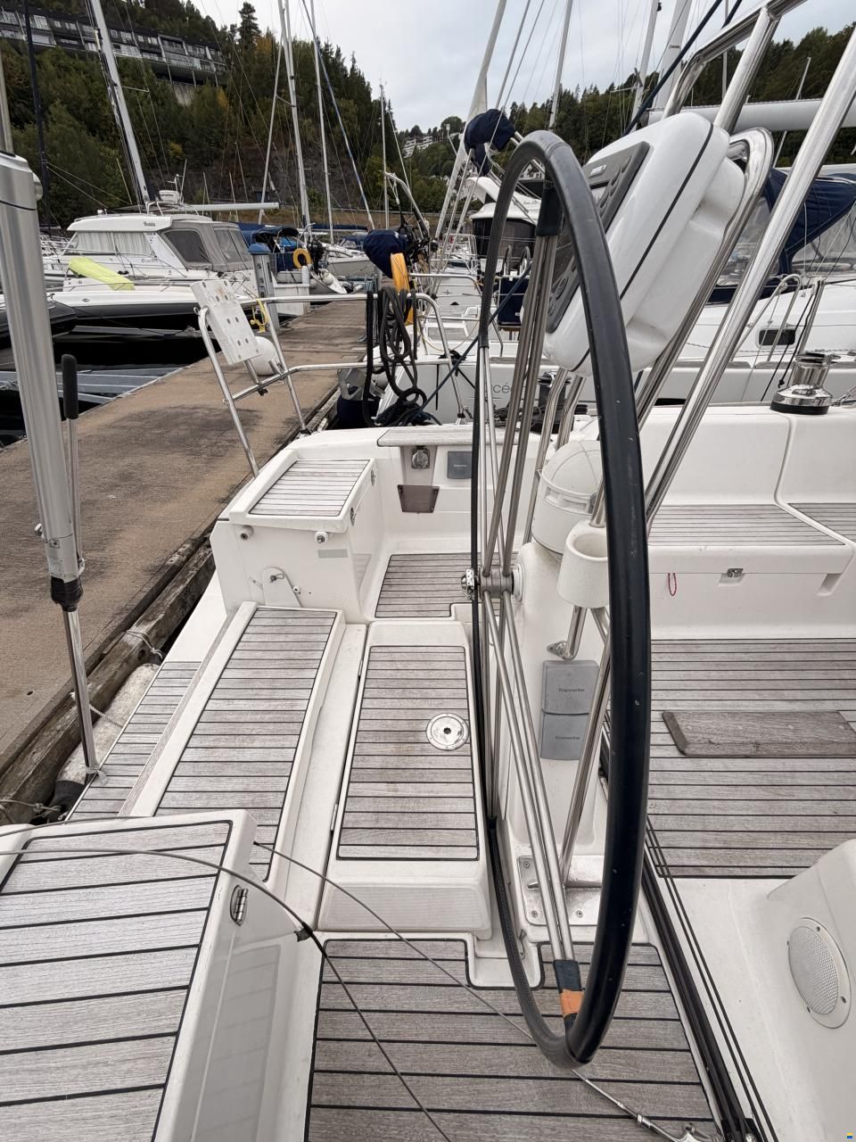 Dufour 44