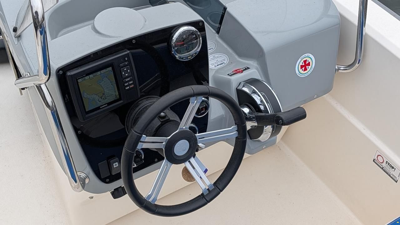 Ryds 488VI Sport med 50 hk Mercury-EFI 4 takt