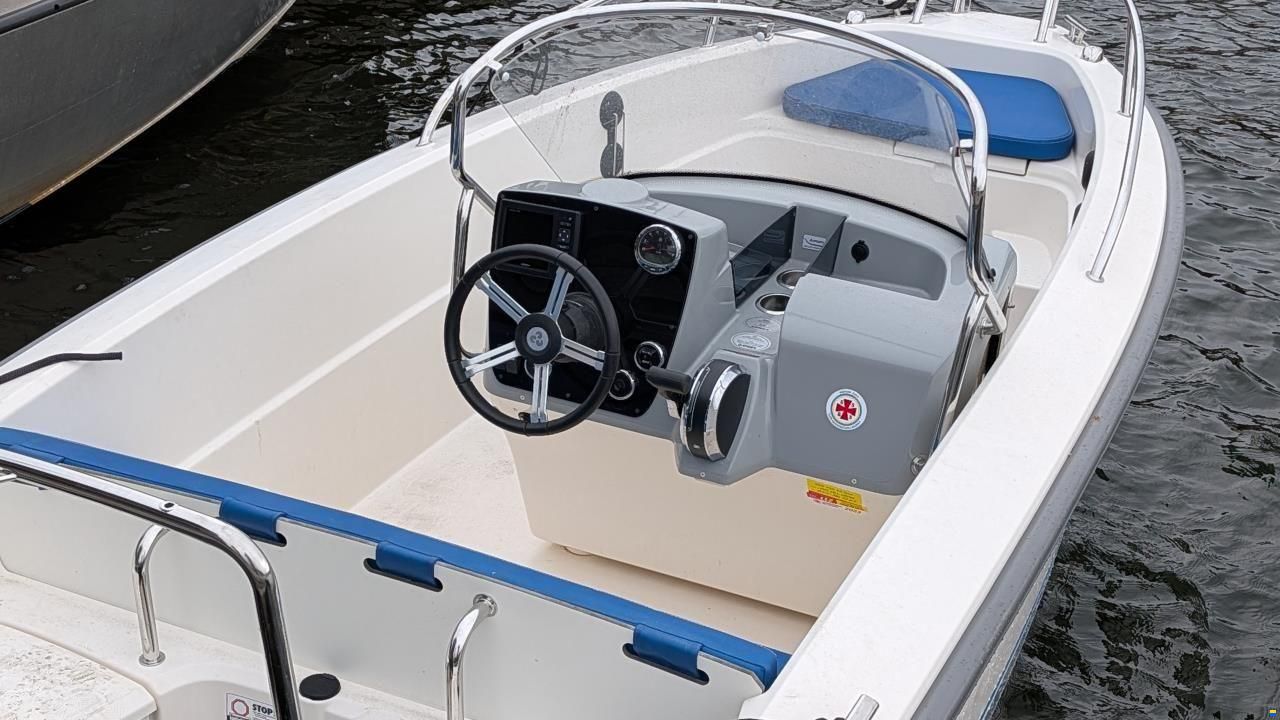 Ryds 488VI Sport med 50 hk Mercury-EFI 4 takt