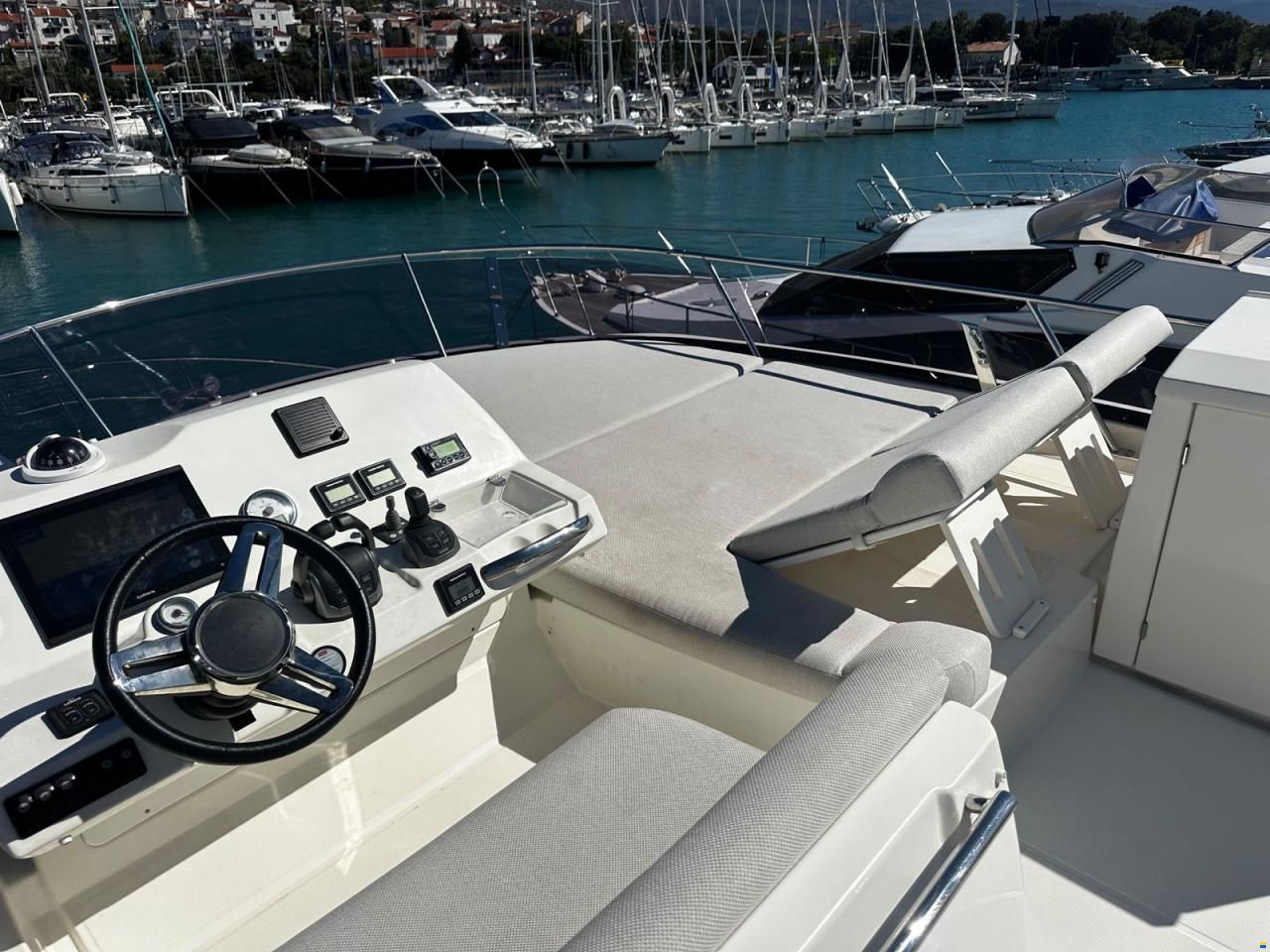 Prestige 460