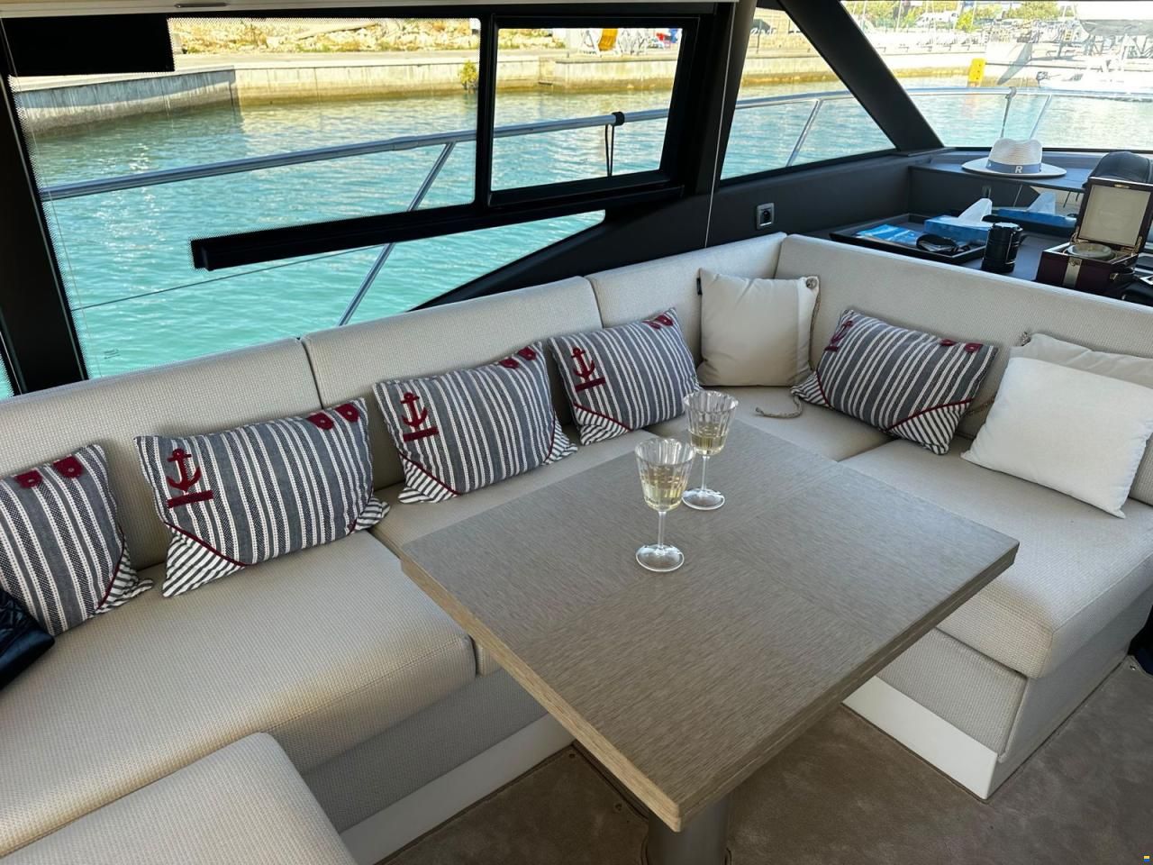 Prestige 460