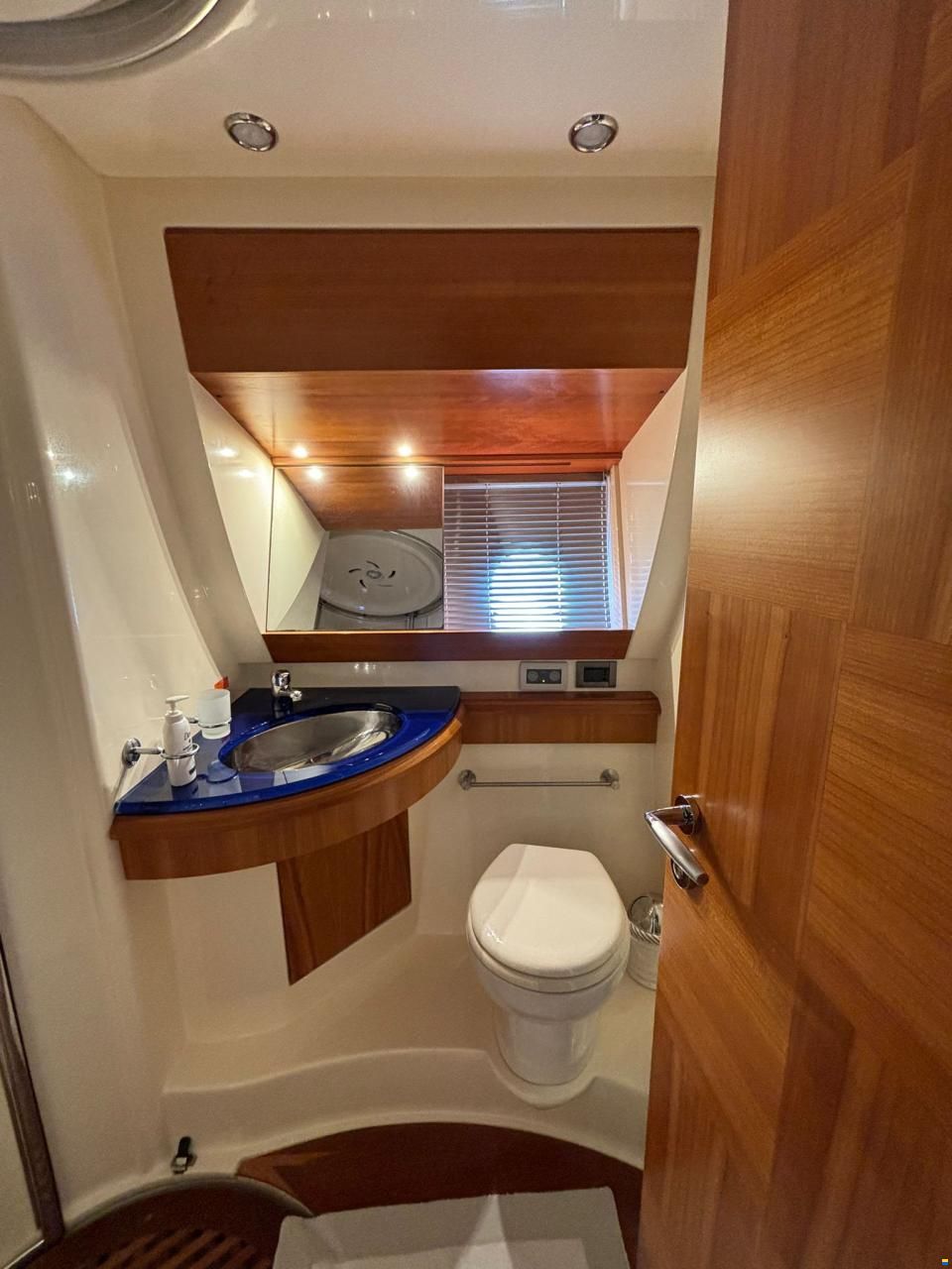 Azimut 50