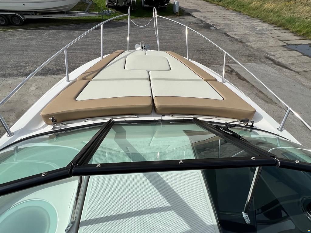 Bayliner Ciera 8
