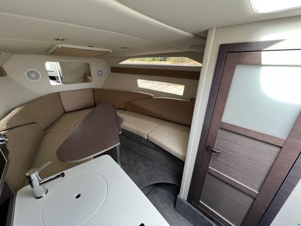 Bayliner Ciera 8