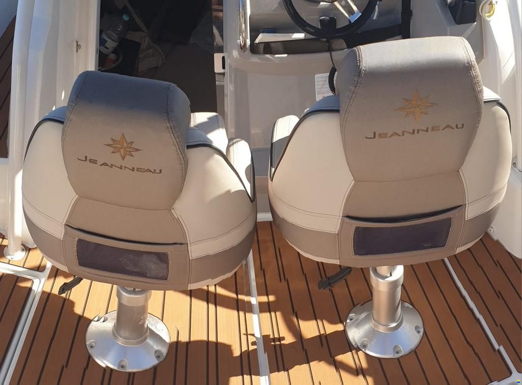 Jeanneau Cap Camarat 7.5 WA
