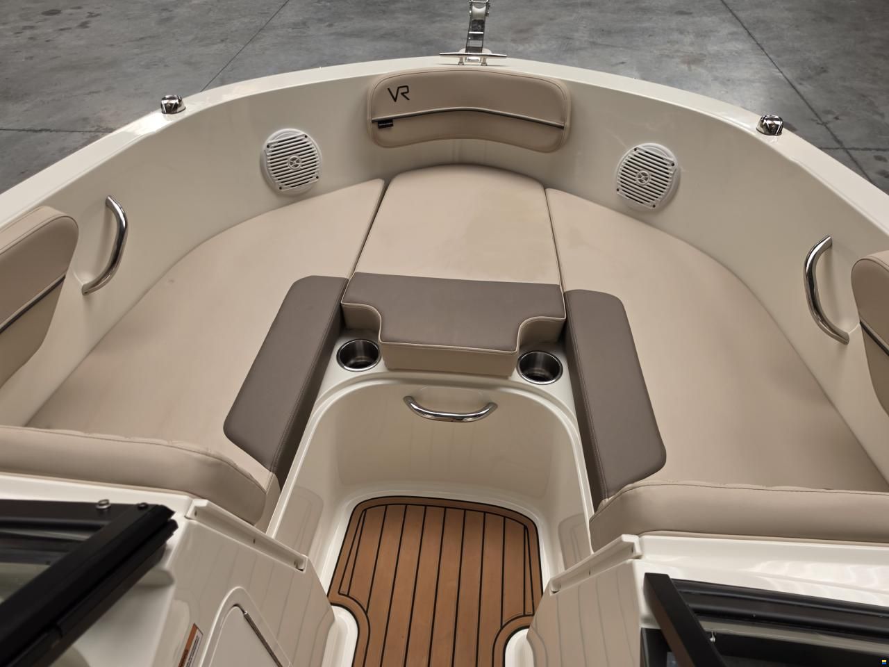 Bayliner VR4
