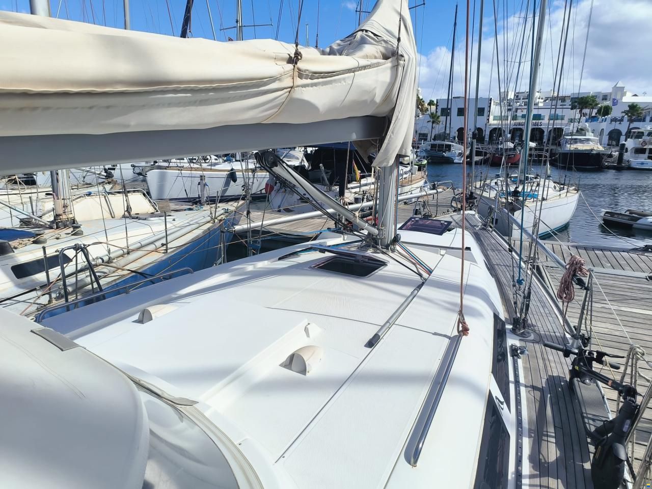 Hanse 400