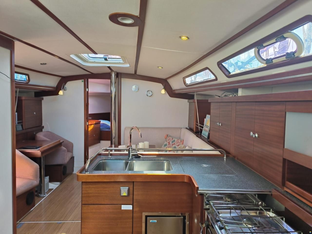 Hanse 400