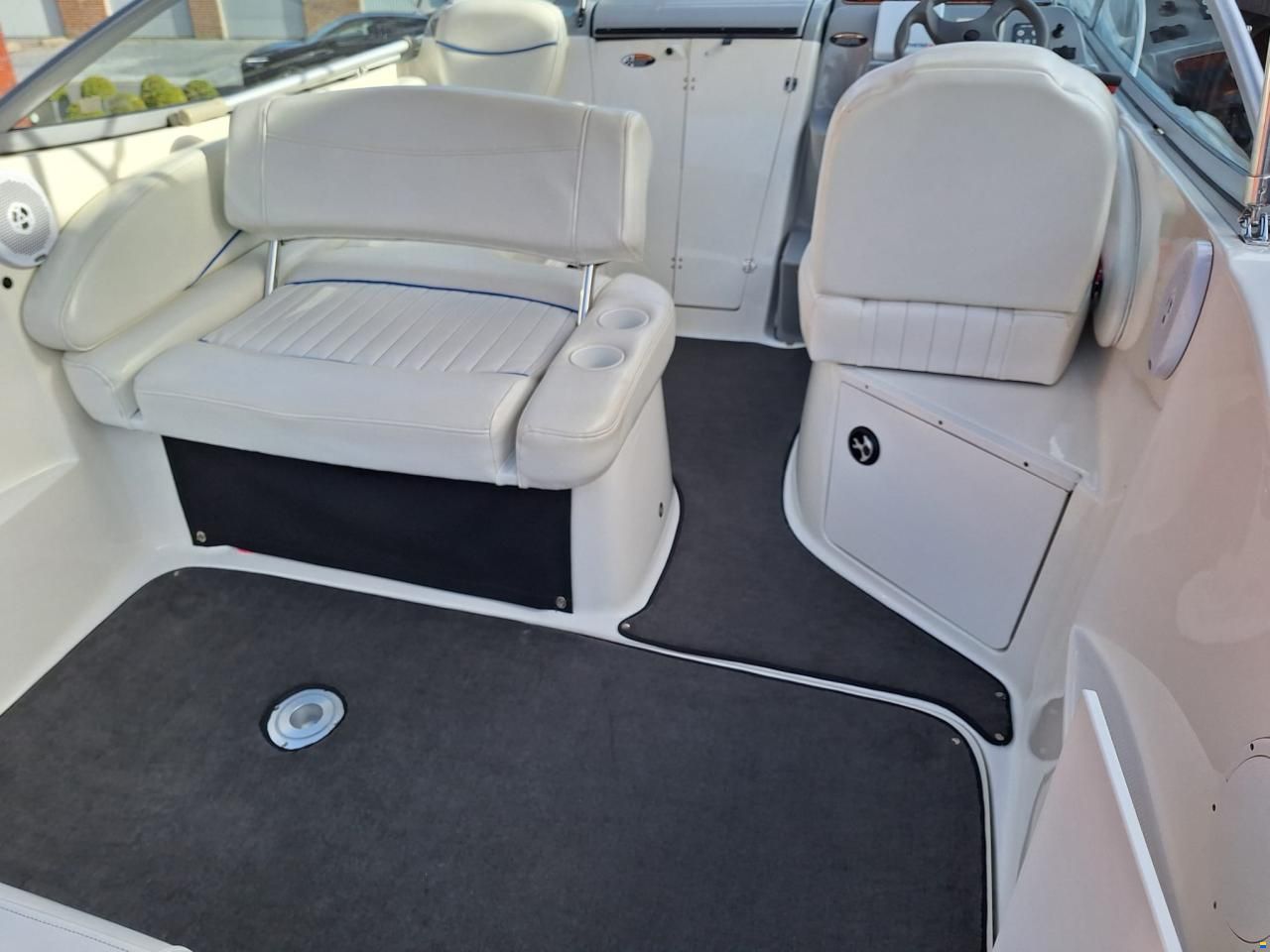 Bayliner 245 cruiser
