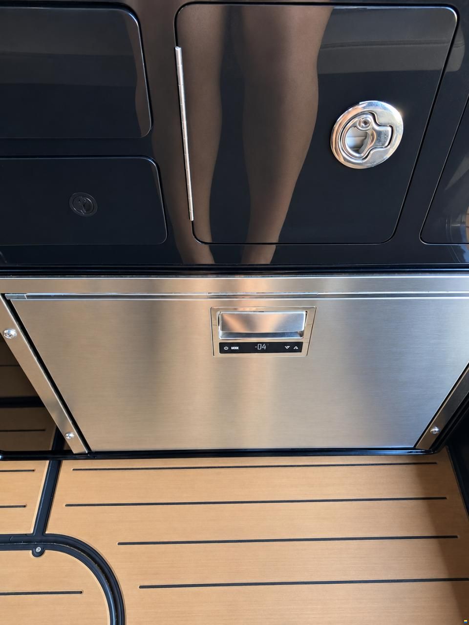 Rafnar 1200 Cabin