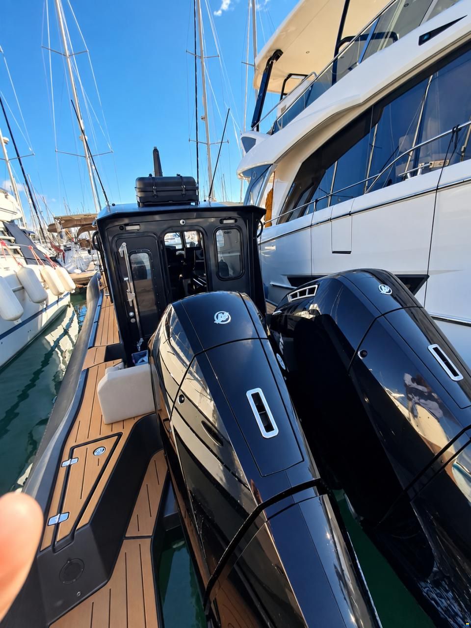 Rafnar 1200 Cabin
