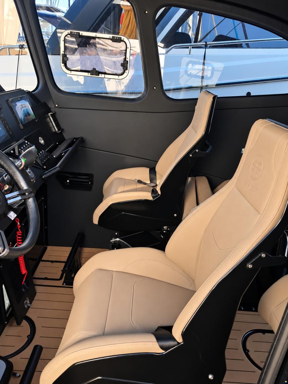 Rafnar 1200 Cabin