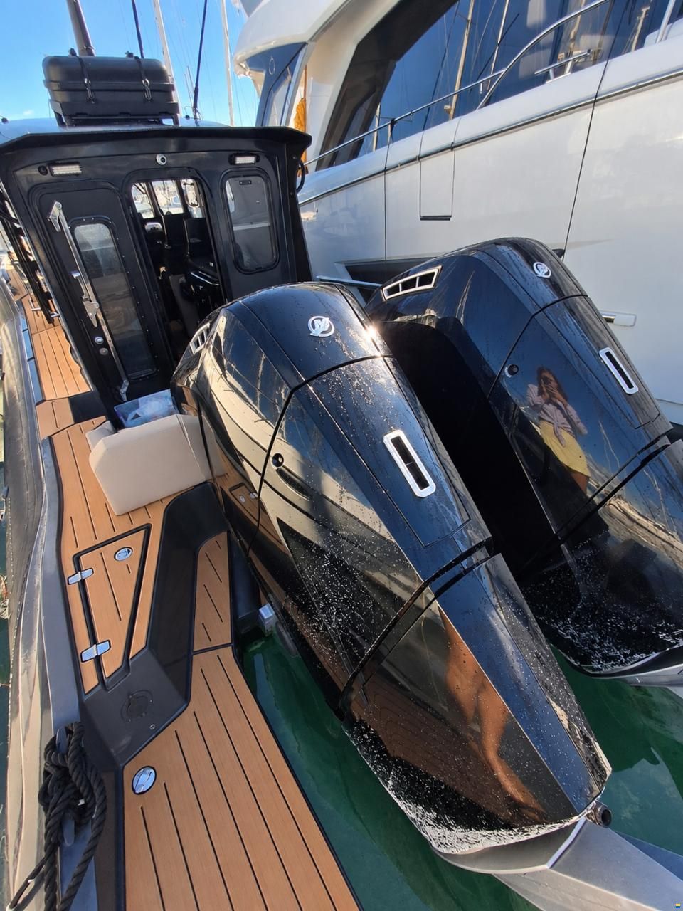 Rafnar 1200 Cabin