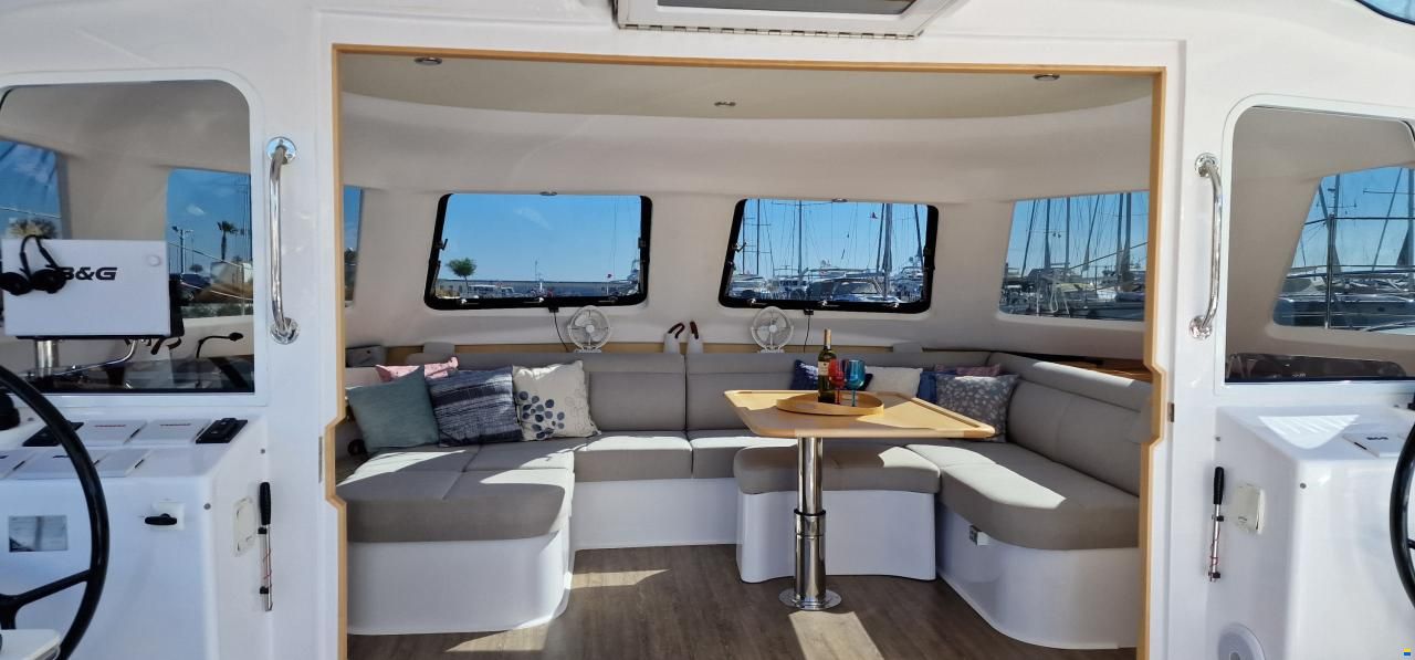 Seawind 1260