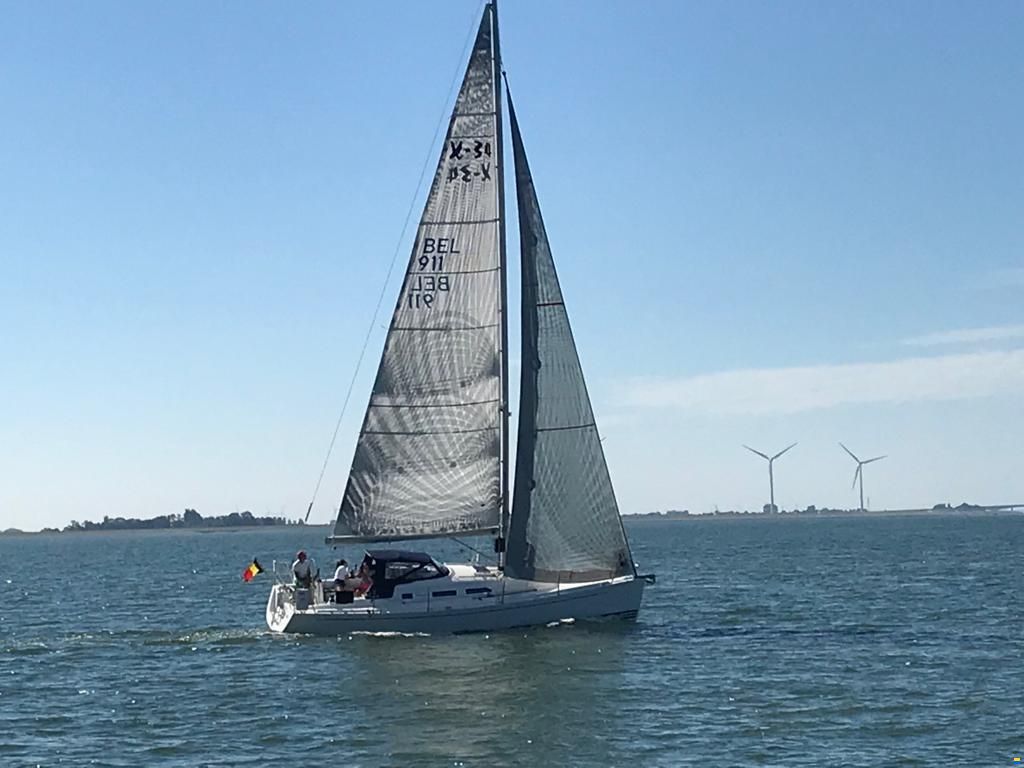 X-Yachts X-34