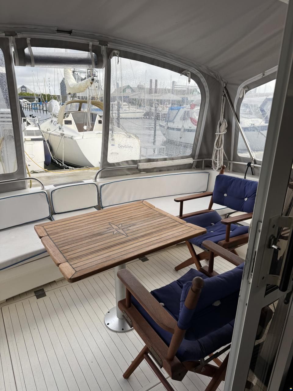 Princess 330 Fly